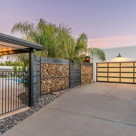 Wanderlust Oasis Villa Phoenix Exterior photo